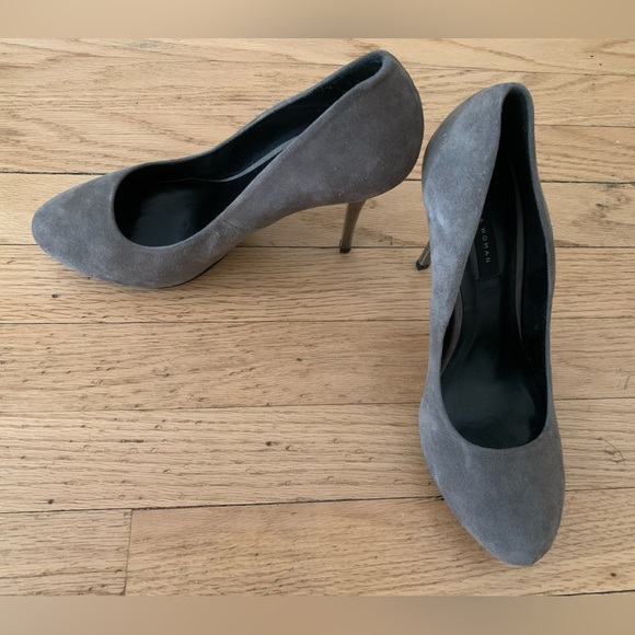 ZARA - Grey suede high heels w platform - size 8 - like new condition - Picture 5 of 11